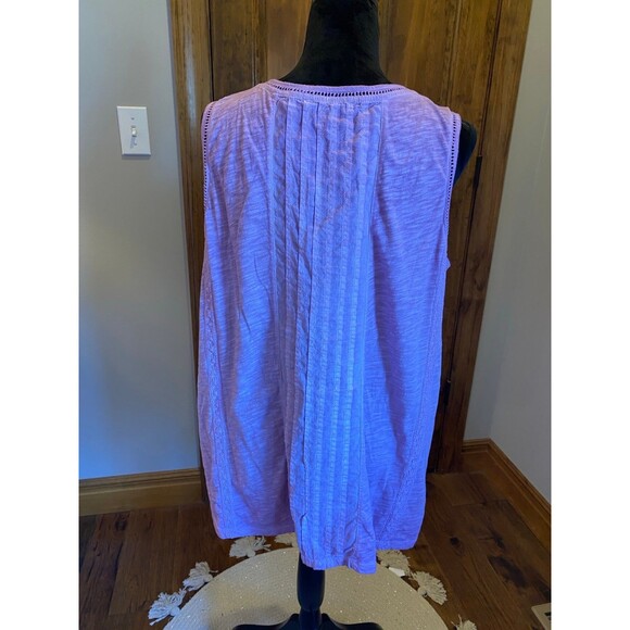 BUNDLE of  2  Tank Tops Sleeveless  Plus Size XL   light & perfect for Summer! - Picture 9 of 12